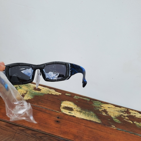 NWOT MENS SUNGLASSES - Picture 11 of 13